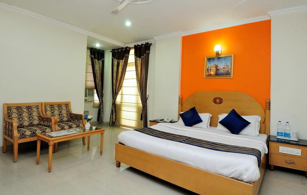 Hotel Maharaja Residency Jalandhar Ngoại thất bức ảnh