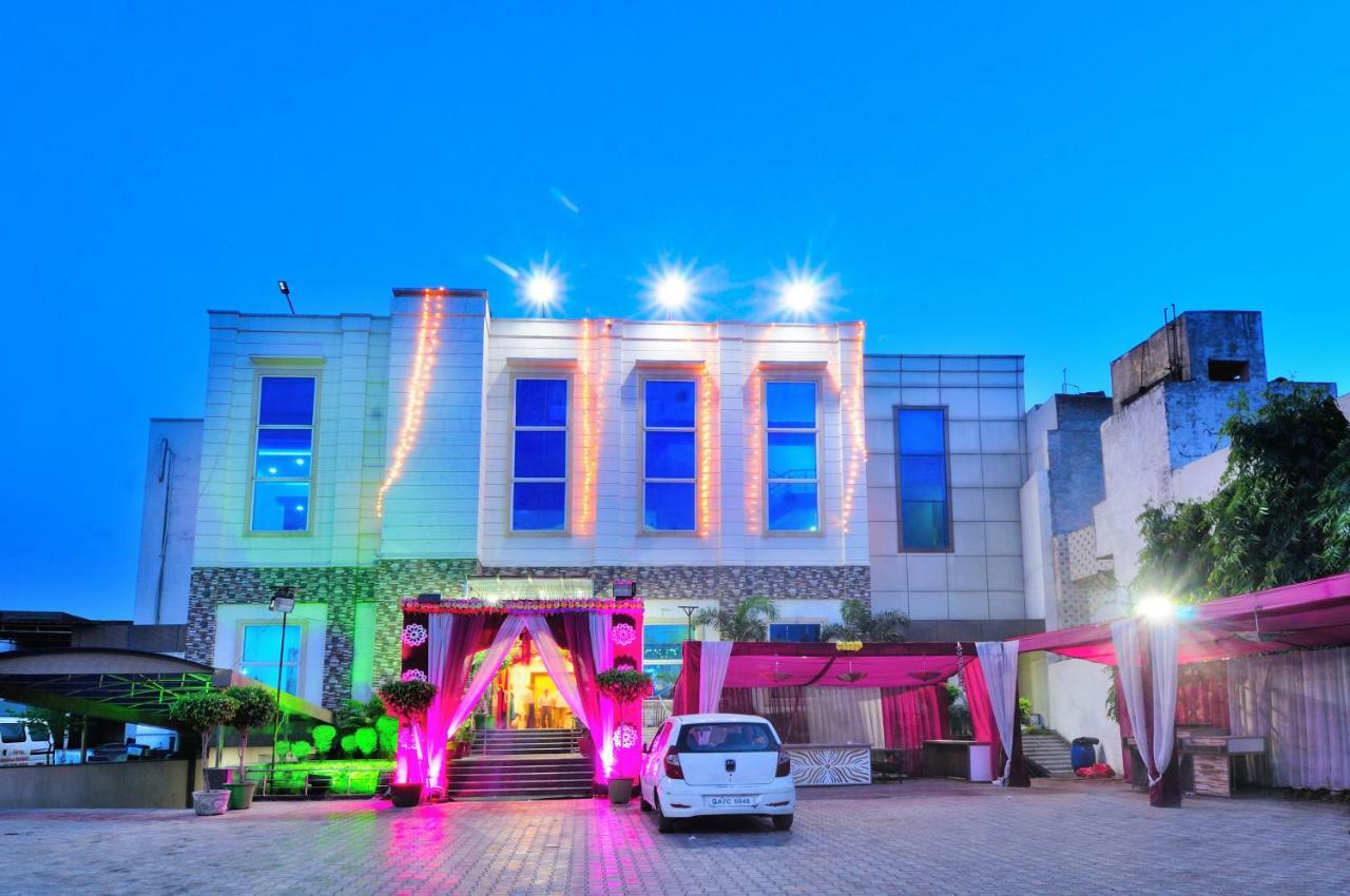 Hotel Maharaja Residency Jalandhar Ngoại thất bức ảnh