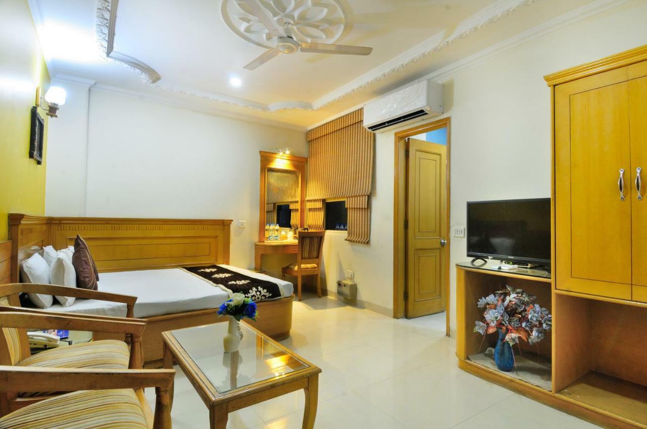 Hotel Maharaja Residency Jalandhar Ngoại thất bức ảnh